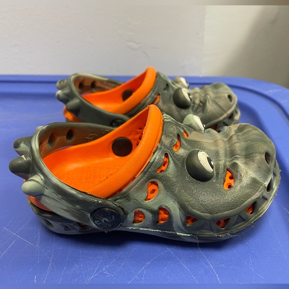 Capelli New York Toddler Boys Later Gator Clogs similar to crocs size 4 - 5 - Picture 7 of 12